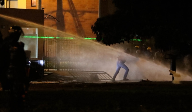 nuevos destrozos por disturbios