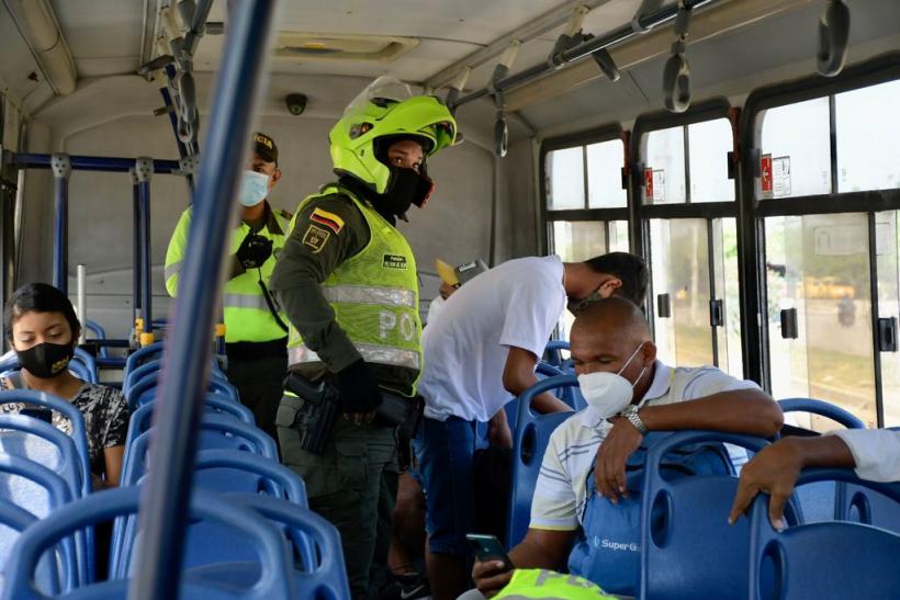 Transporte público opera con normalidad